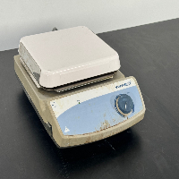 VWR Magnetic Stirrer image 1